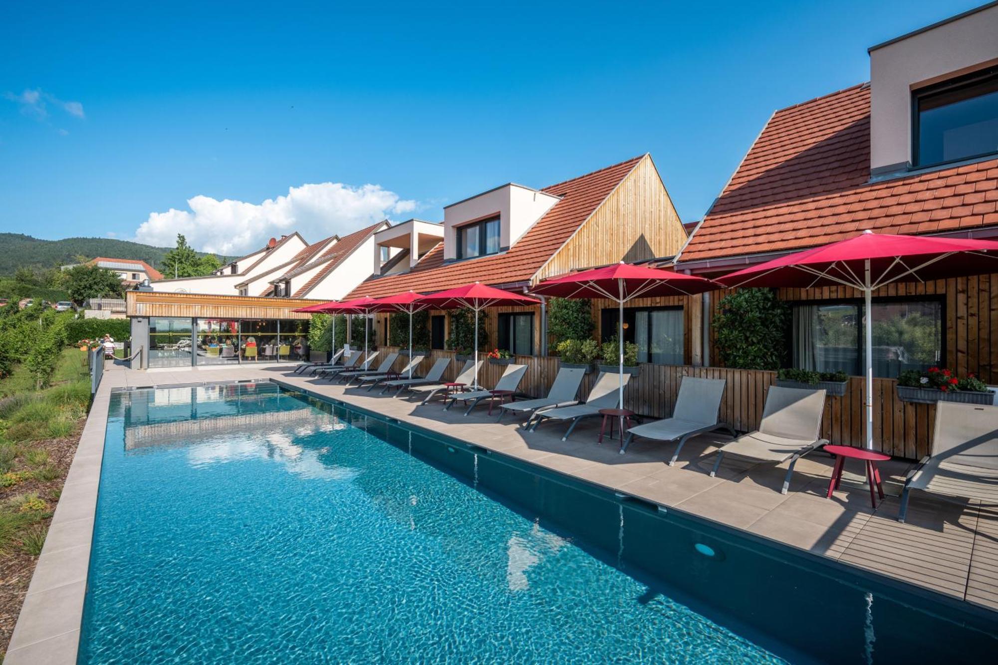 James Vignoble Hotel, Эгишем Экстерьер фото
